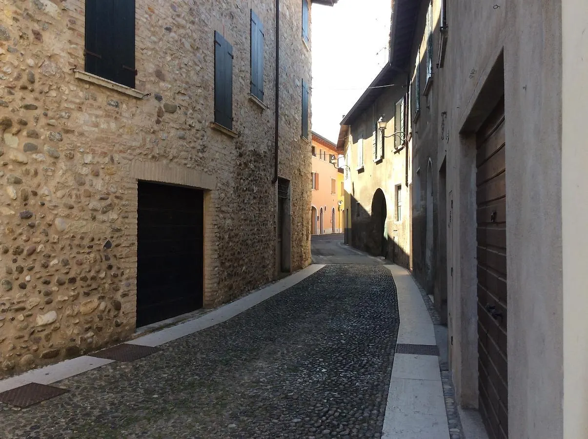Casa Vacanze Agnese San Felice del Benaco 0*,